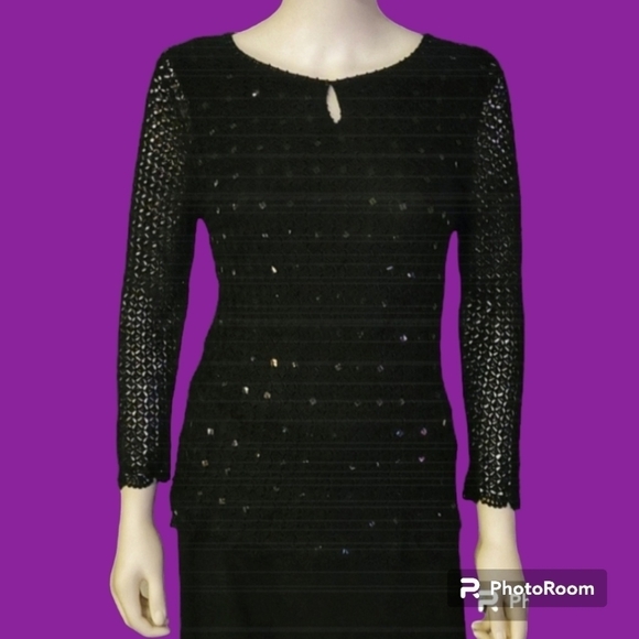 EMMA JAMES Beaded Crochet Overlay Keyhole Scallop Peekaboo Sequin Sweater - Picture 1 of 10